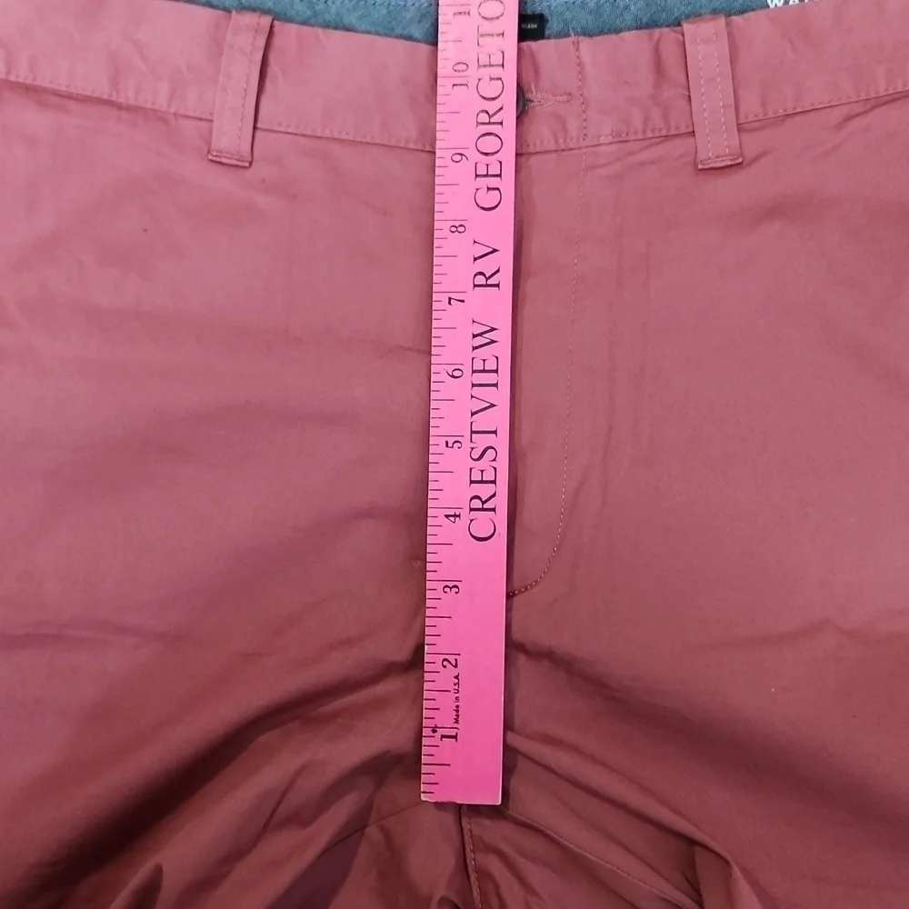 J Crew Shorts Chino Size 33  9 inch  Samon Pink NEW